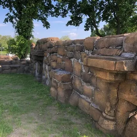Havenburg Fassmacher Wohnung oben * Coswig (Anhalt)